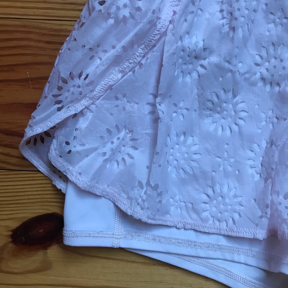 Aerie Pale Pink Cut Out Exercise Shorts, EUC, M - Picture 4 of 13